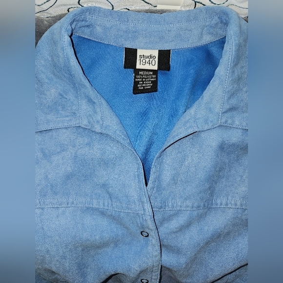 🛒💰Studio 1940 snap button blouse - Picture 7 of 7